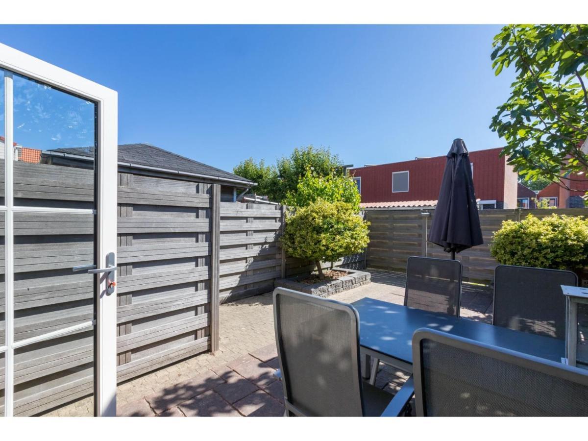 Quietly Located House Within Walking Distance Of The Beach Dombourg Extérieur photo