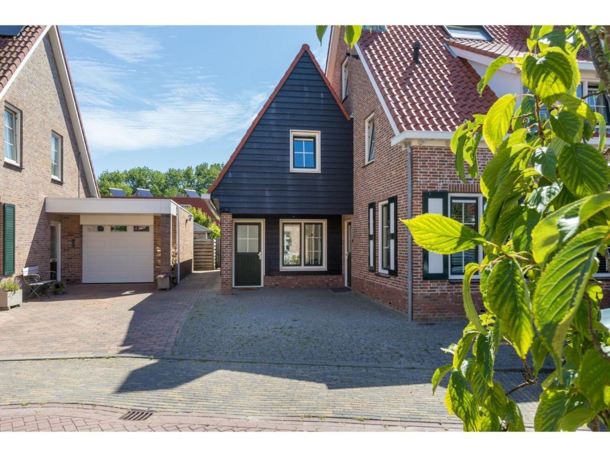 Quietly Located House Within Walking Distance Of The Beach Dombourg Extérieur photo